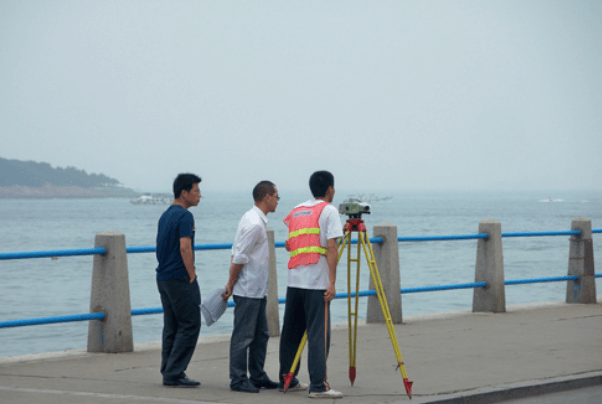 一等水準測量現場